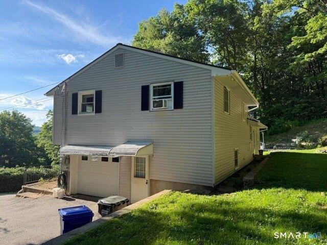 house with 3 bedroom, Thomaston CT ES105535555