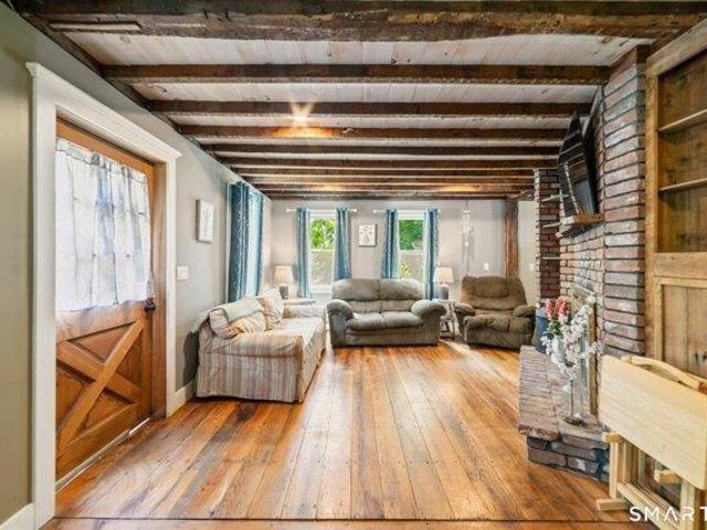 house with 3 bedroom, Thomaston CT ES105629812