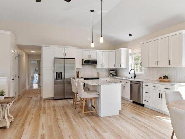 house with 3 bedroom, Thompson CT ES105558768