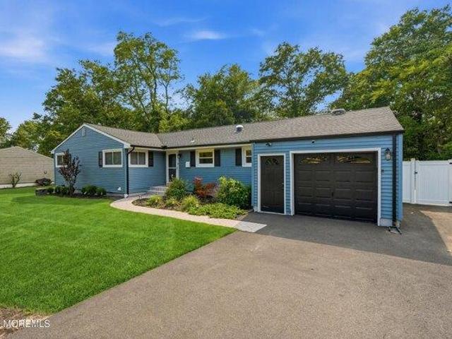 house with 3 bedroom, Tinton Falls NJ ES105274407