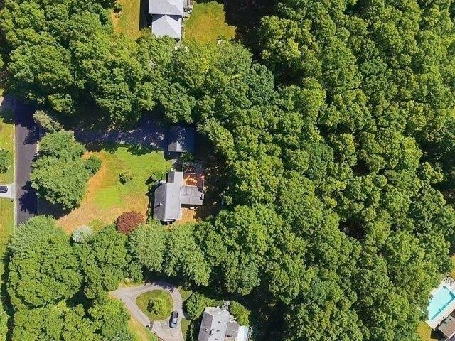 house with 3 bedroom, Tiverton RI ES105496217