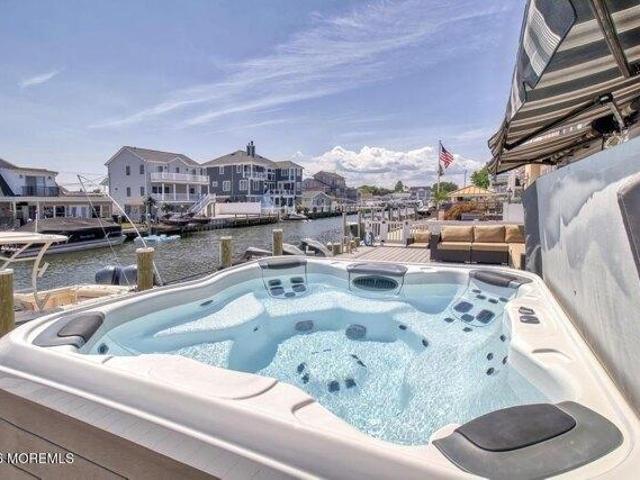 house with 3 bedroom, Toms River NJ ES105293842