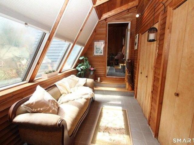 house with 3 bedroom, Tolland CT ES104604191