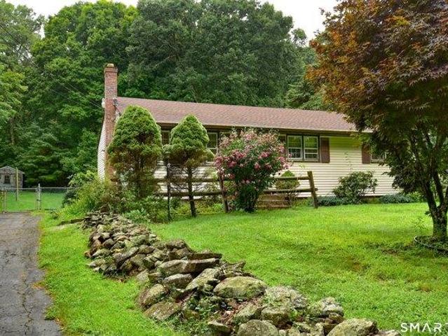 house with 3 bedroom, Tolland CT ES105516465