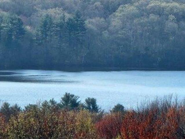 house with 3 bedroom, Tolland CT ES105770925