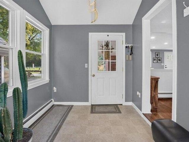 house with 3 bedroom, Topsfield MA ES105474828