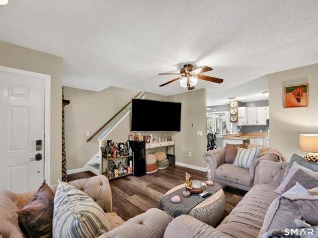 house with 3 bedroom, Torrington CT ES105578432