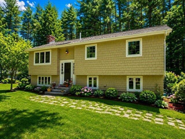 house with 3 bedroom, Townsend MA ES104263917