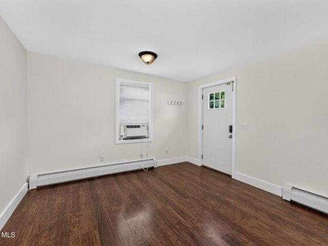 house with 3 bedroom, Valatie NY ES105289569