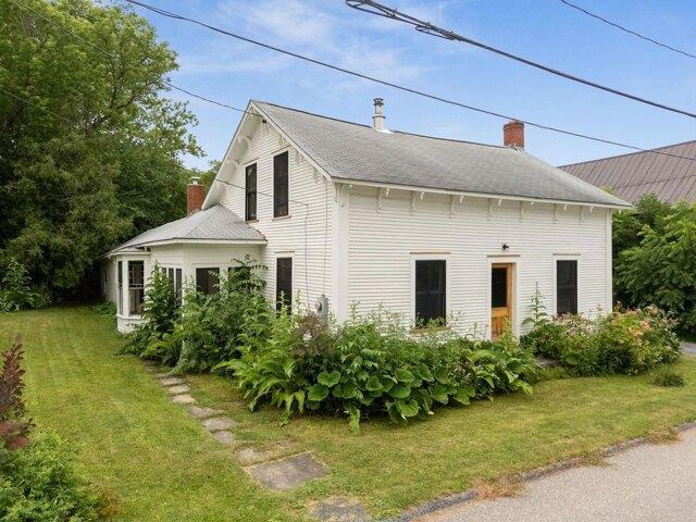 house with 3 bedroom, Vergennes VT ES105724114