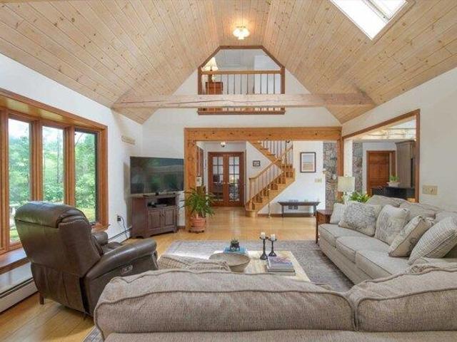 house with 3 bedroom, Vernon VT ES105496701