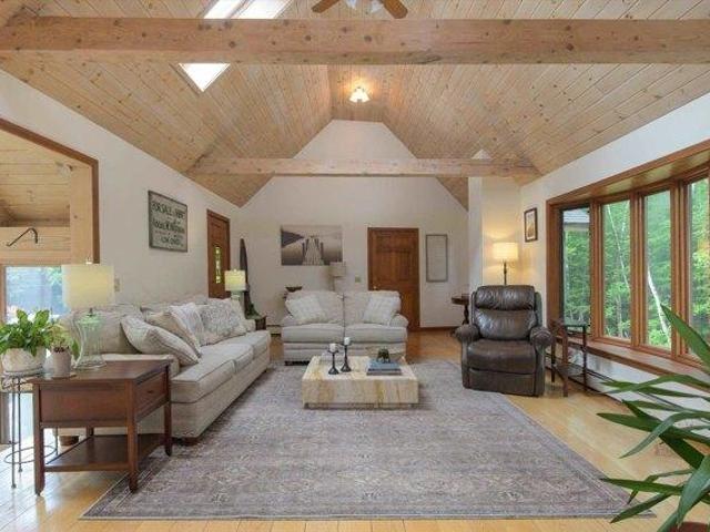 house with 3 bedroom, Vernon VT ES105279838