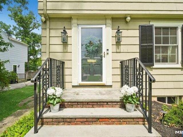 house with 3 bedroom, Verona NJ ES105478815