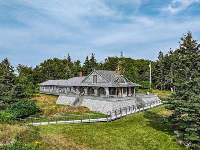 house with 3 bedroom, Vinalhaven ME ES104849464