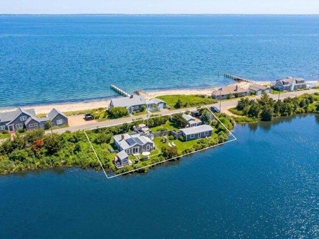house with 3 bedroom, Vineyard Haven MA ES105653115