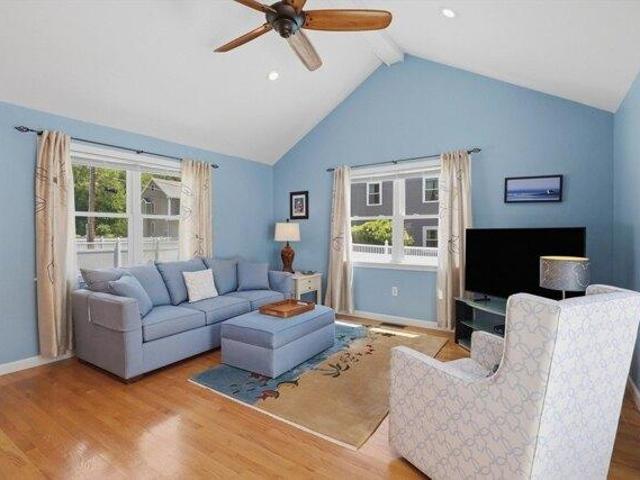 house with 3 bedroom, Wakefield MA ES104410126