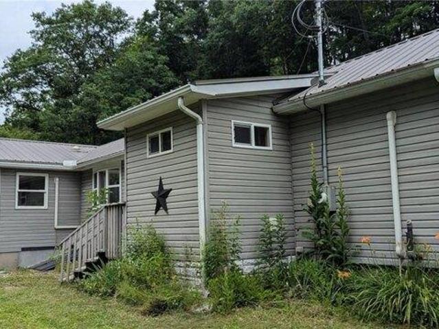house with 3 bedroom, Walton NY ES105289565