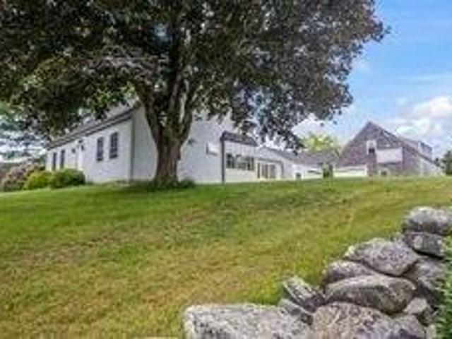 house with 3 bedroom, Waldoboro ME ES105713316