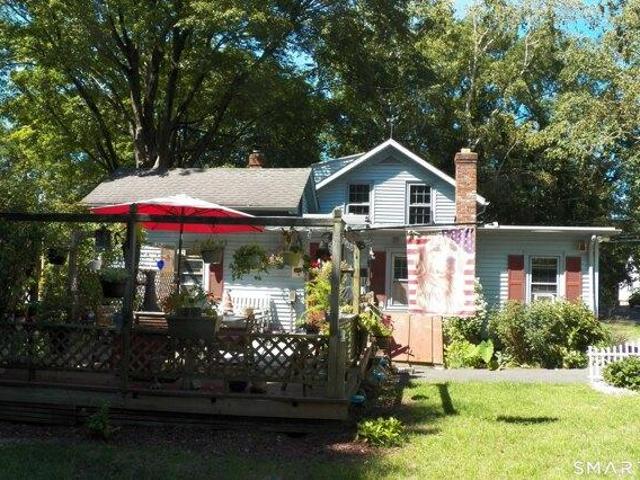 house with 3 bedroom, Wallingford CT ES105477692