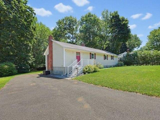house with 3 bedroom, Walpole MA ES105387415