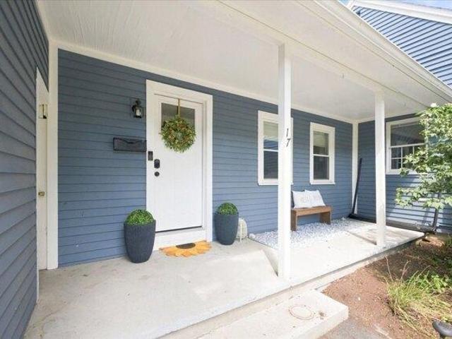 house with 3 bedroom, Walpole MA ES105576174