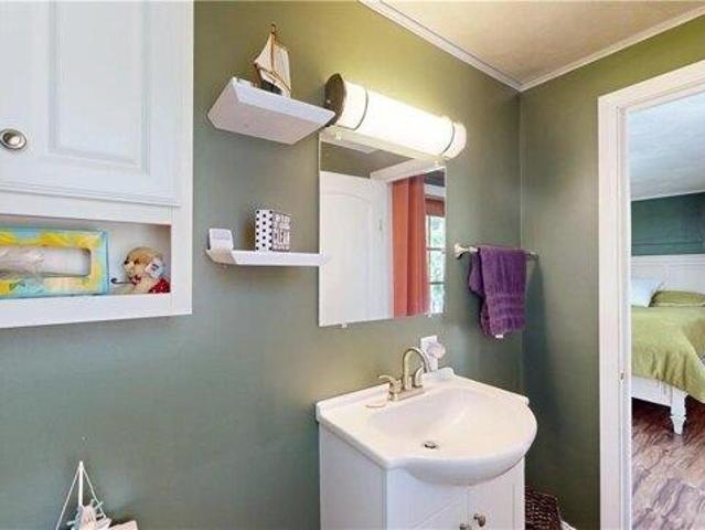 house with 3 bedroom, Warwick RI ES105516066