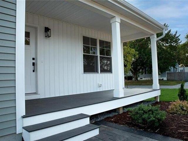 house with 3 bedroom, Warwick RI ES105575107