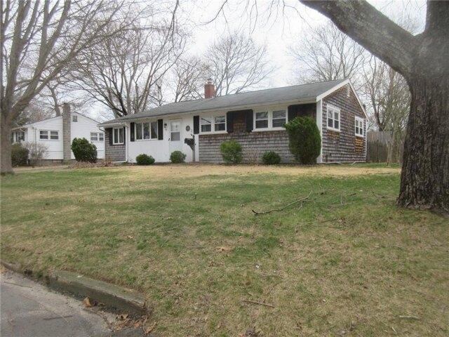 house with 3 bedroom, Warwick RI ES103434751