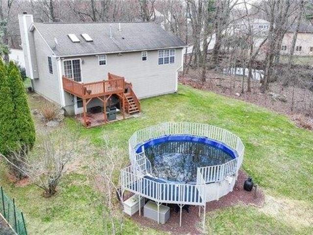 house with 3 bedroom, Warwick RI ES103438261