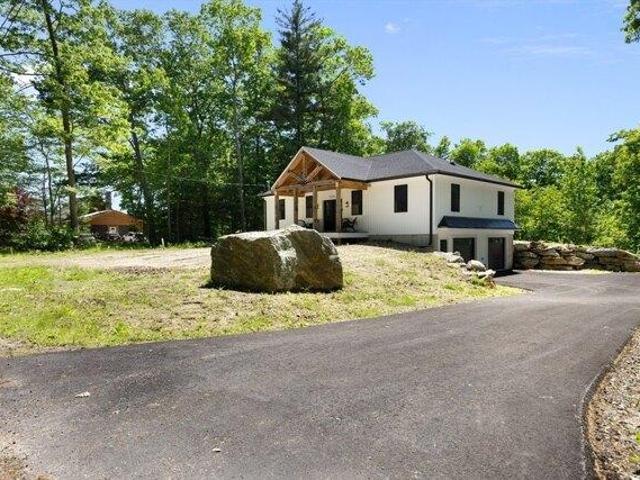 house with 3 bedroom, Ware MA ES104510683