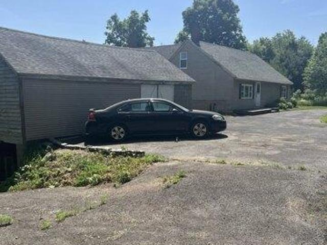 house with 3 bedroom, Ware MA ES105442624