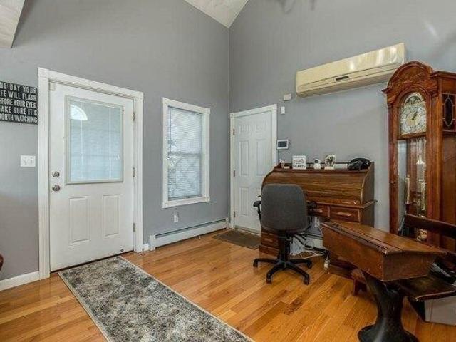 house with 3 bedroom, Wareham MA ES105403780