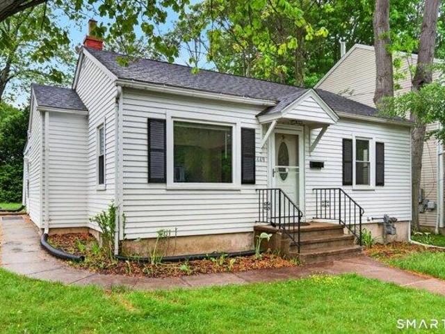 house with 3 bedroom, Waterbury CT ES104408107