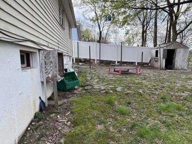 house with 3 bedroom, Waterbury CT ES104235948