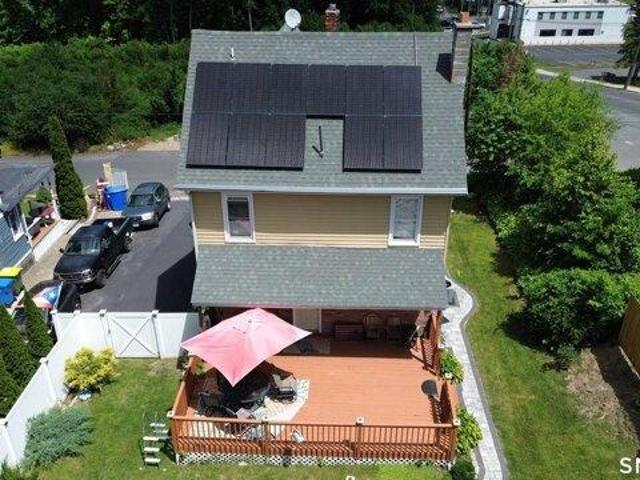 house with 3 bedroom, Waterbury CT ES105534766
