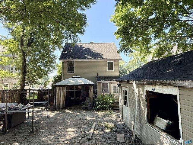 house with 3 bedroom, Waterbury CT ES105535448