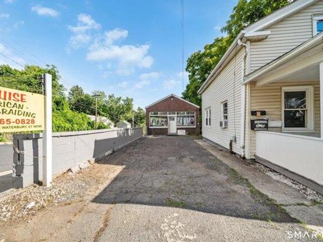 house with 3 bedroom, Waterbury CT ES105587972