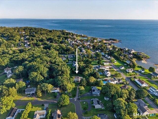 house with 3 bedroom, Waterford CT ES105475857