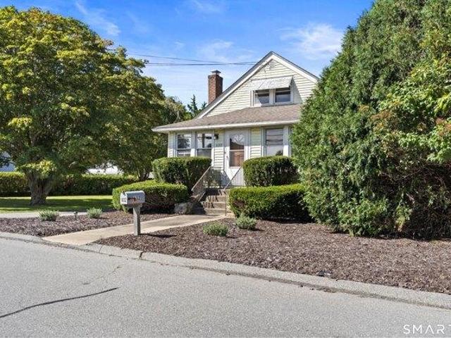 house with 3 bedroom, Waterford CT ES105512209