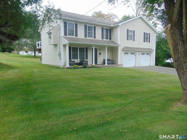 house with 3 bedroom, Watertown CT ES105423334