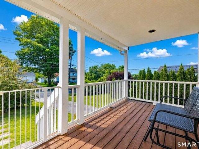 house with 3 bedroom, Watertown CT ES105425420