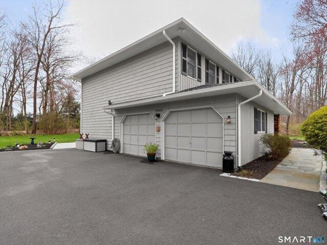 house with 3 bedroom, Watertown CT ES105560411