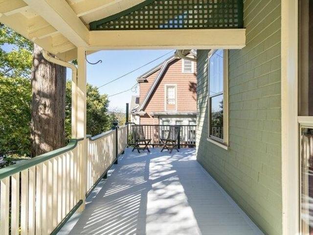 house with 3 bedroom, Watertown MA ES105796803