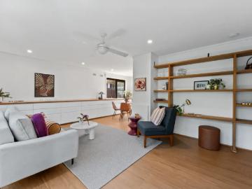 Watson, Kenny, Yass Valley, Victoria - Equipped kitchen