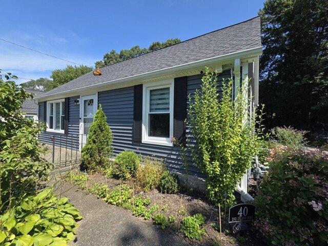 house with 3 bedroom, Webster MA ES105575992