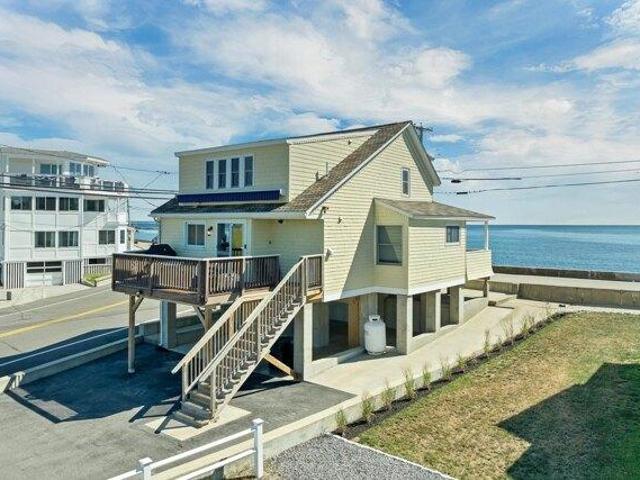 house with 3 bedroom, Wells ME ES105889376