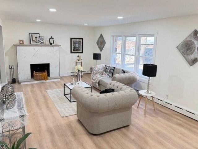 house with 3 bedroom, West Milford NJ ES105319337