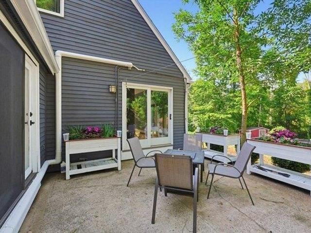 house with 3 bedroom, West Newbury MA ES105515620