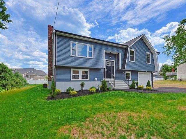 house with 3 bedroom, West Bridgewater MA ES105550012