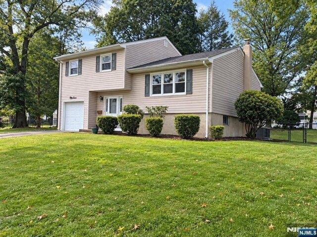 house with 3 bedroom, West Caldwell NJ ES105586900